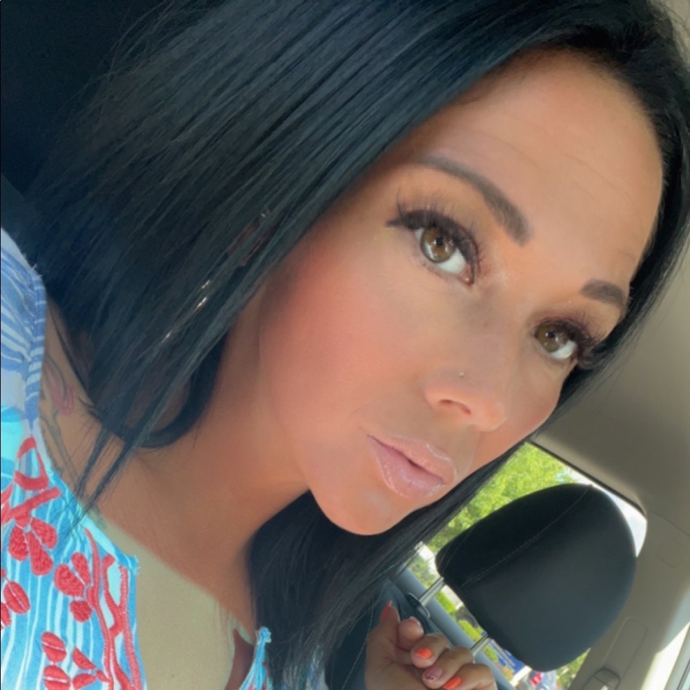 Meet your Posher, Samantha